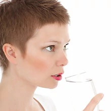 Méregtelenítés-lúgosítás