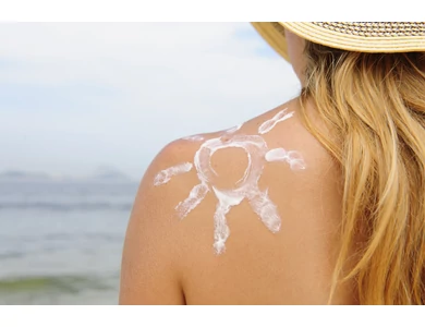 10+1 tipp a biztonságos napozáshoz